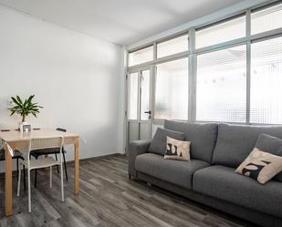 Living room of Flat for sale in  Barcelona Capital  with Terrace and Balcony