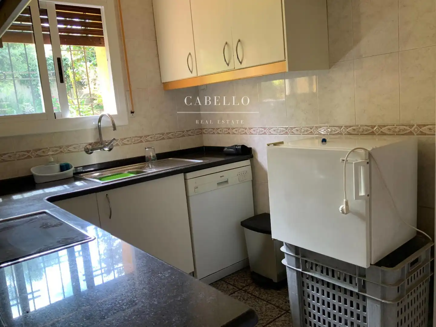 Cocina de Casa o chalet en venta en Rubí con Aire acondicionado, Calefacción y Jardín privado