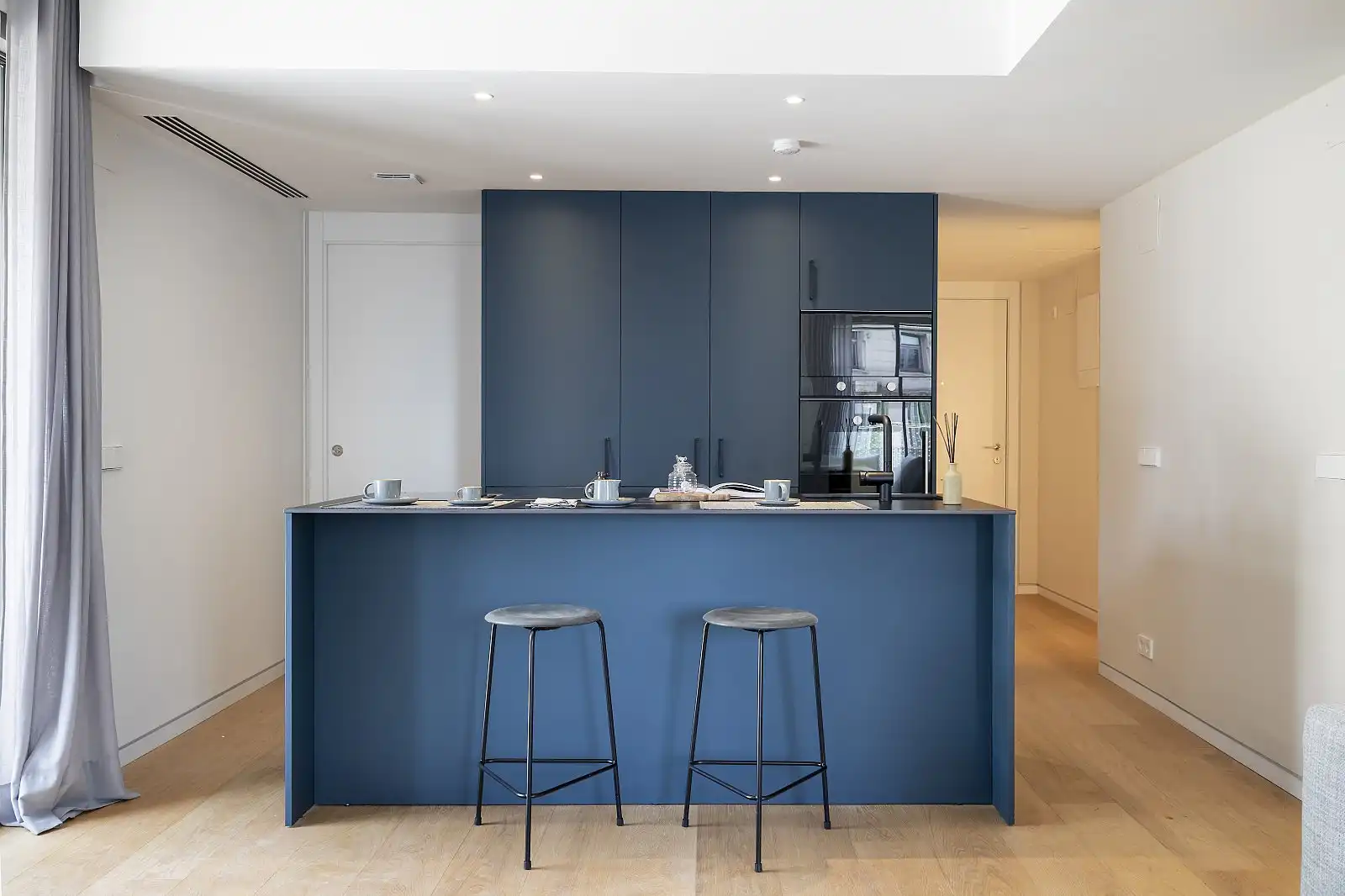 Cuina de Apartament en venda en Barcelona amb Aire condicionat, Jardí privat i Terrassa