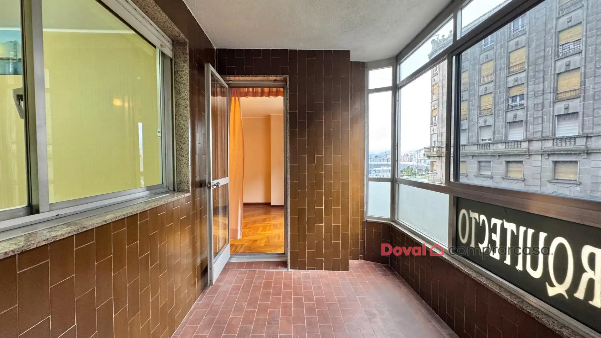 Terraza de Piso en venta en Vigo  con Calefacción, Parquet y Terraza