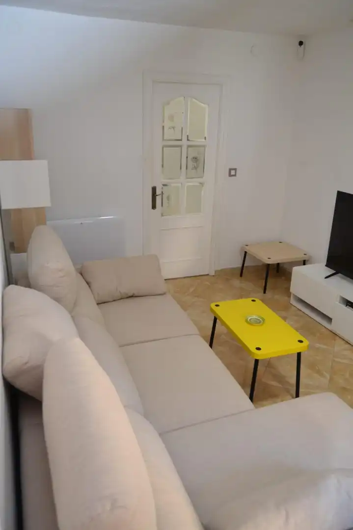 Sala d'estar de Casa o xalet en venda en Málaga amb Calefacció, Terrassa i Moblat