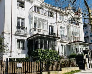 Exterior view of Duplex to rent in Santander