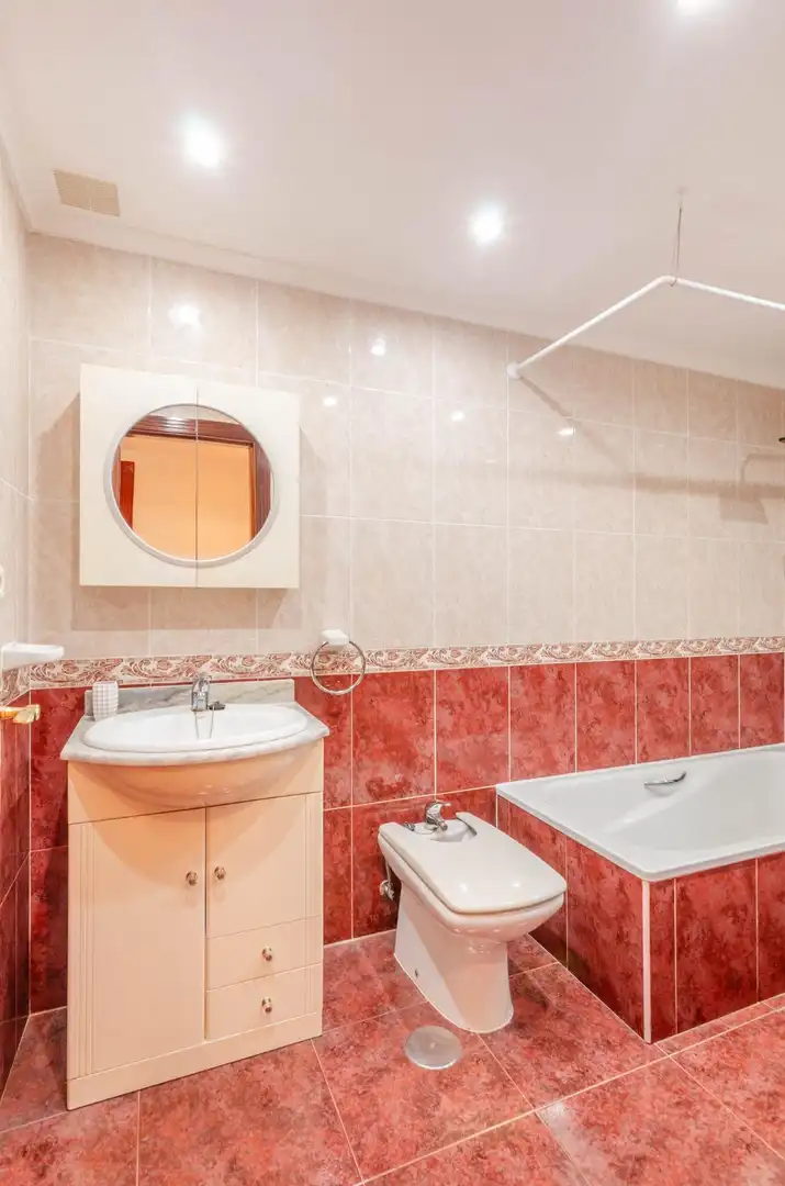 Bathroom of Flat for rent in Mieres (Asturias)  with Heating and Furnished