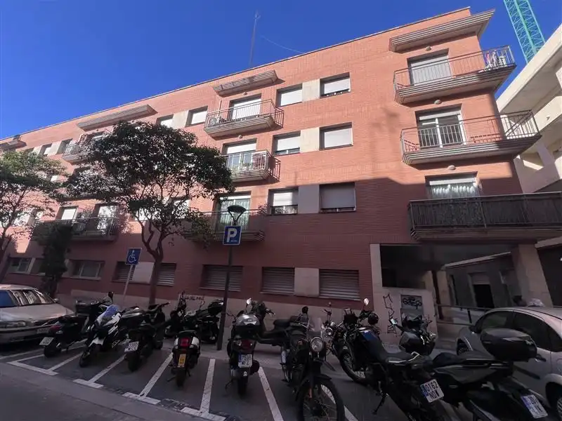 Flat with terrace for sale in SANT MAGI ALEGRE