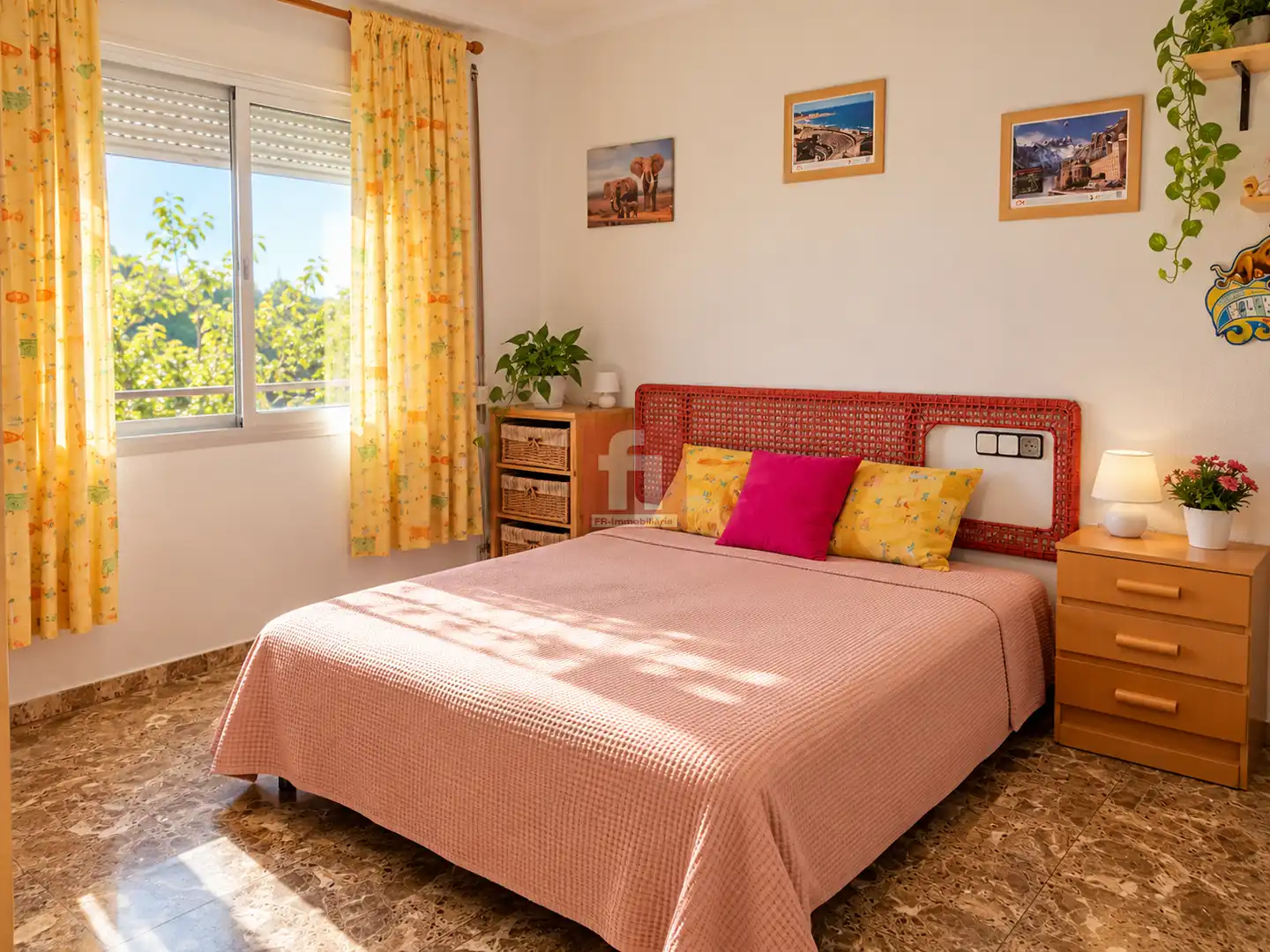 Bedroom of Houses for sale in Ponent