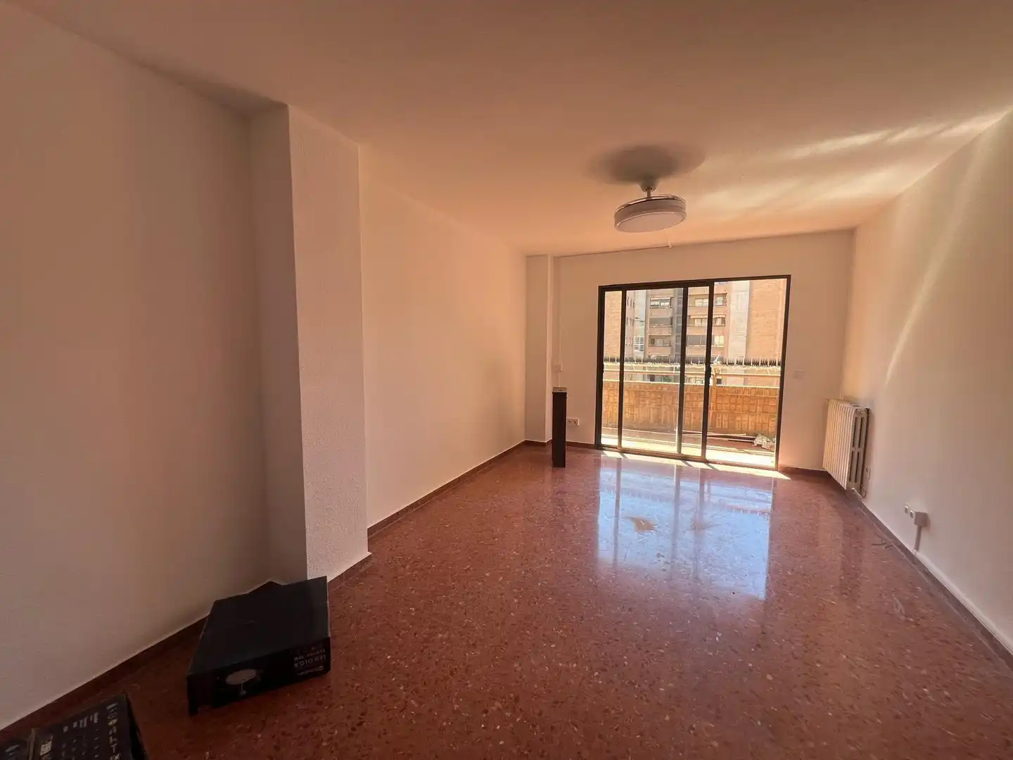 Living room of Flat for rent in Valencia  with Private garden, Terrace and Furnished