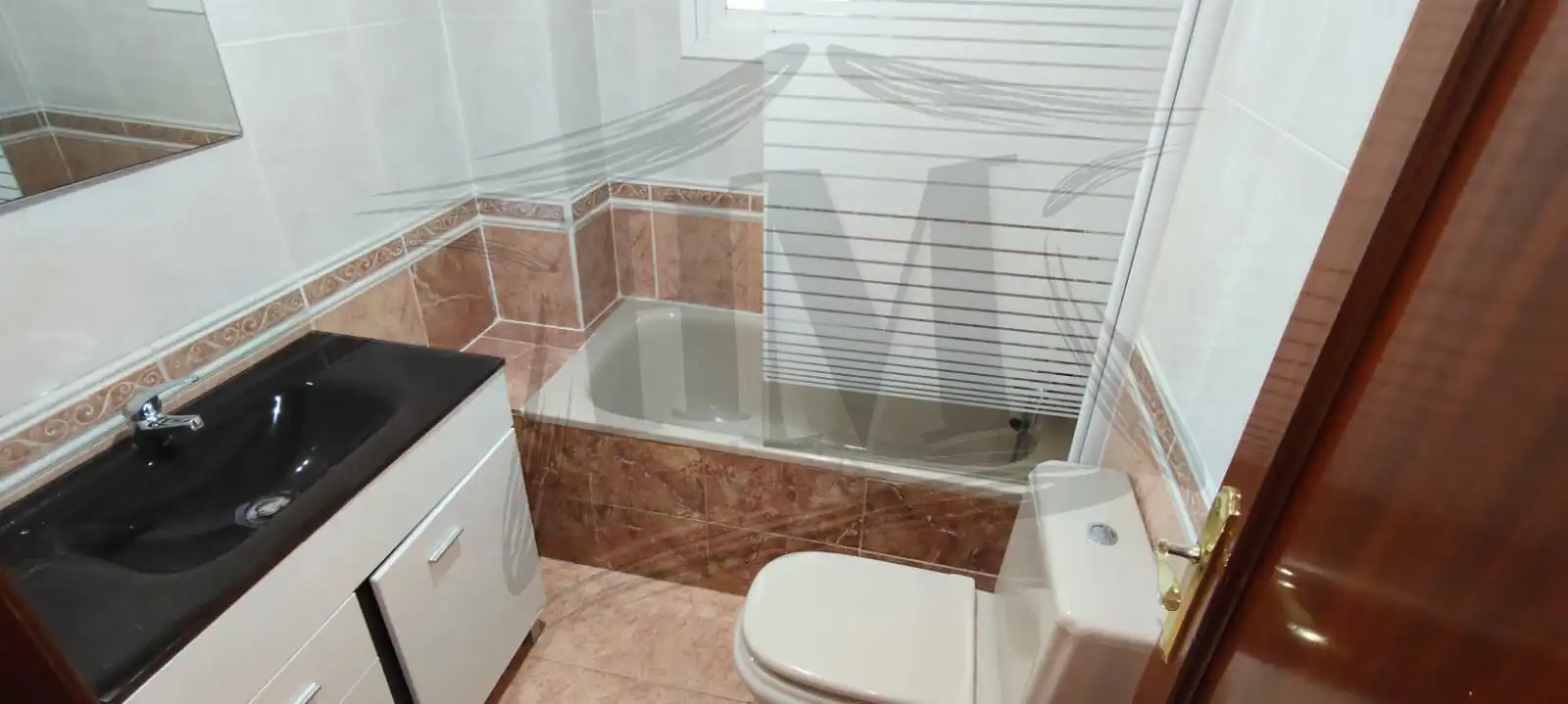 Baño de Piso en venta en Alcalá de Henares con Terraza y Internet