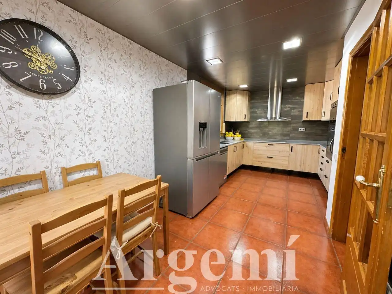 Cocina de Casa adosada en venta en Palau-solità i Plegamans con Calefacción, Jardín privado y Trastero