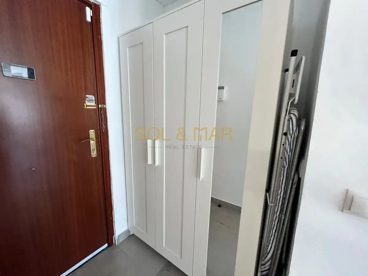 Wohnung zur Miete in Torremolinos mit Klimaanlage und Abstellraum