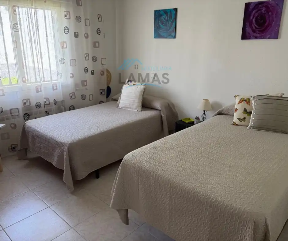 Dormitori de Casa o xalet en venda en Talayuela amb Aire condicionat, Calefacció i Jardí privat