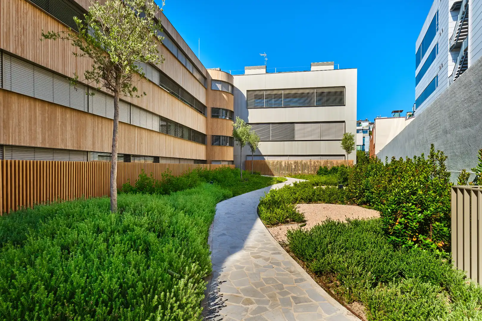 Vista exterior de Ático de alquiler en Madrid con Aire acondicionado, Terraza y Trastero