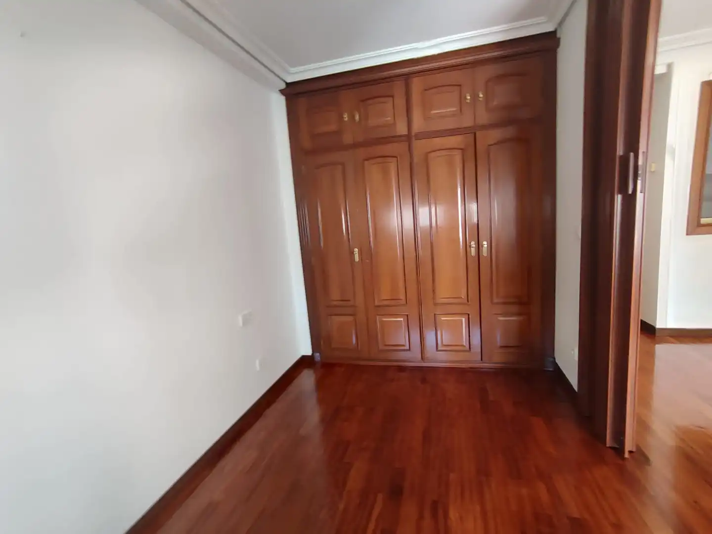 Bedroom of Study for rent in Vigo   with Heating, Parquet flooring and Washing machine
