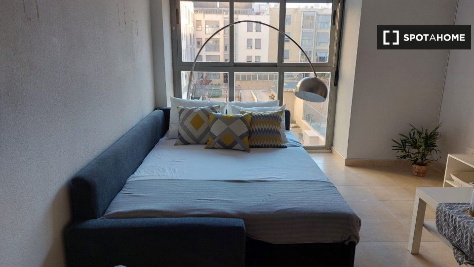Bedroom of Flat to rent in Alcobendas  with Air Conditioner, Heating and Furnished