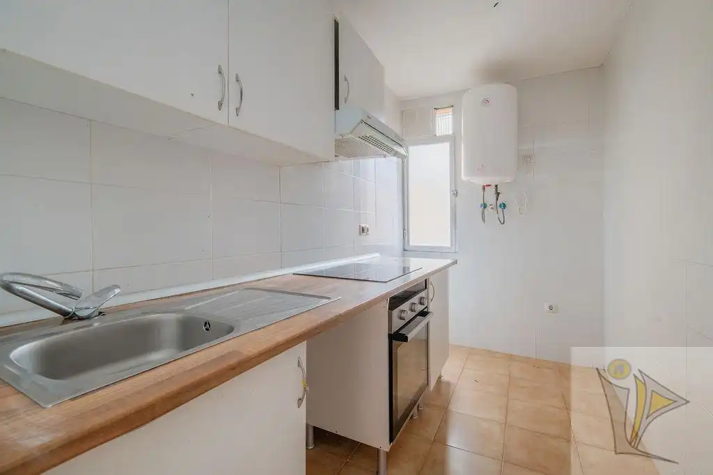 Kitchen of Flat for sale in Madrid