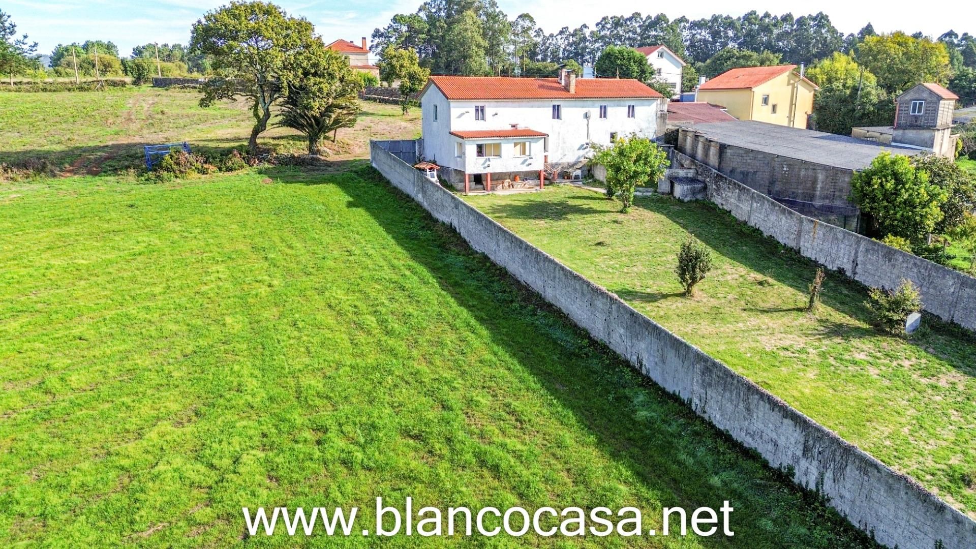 Casa o xalet en venda en Carballo amb Jardí privat i Terrassa