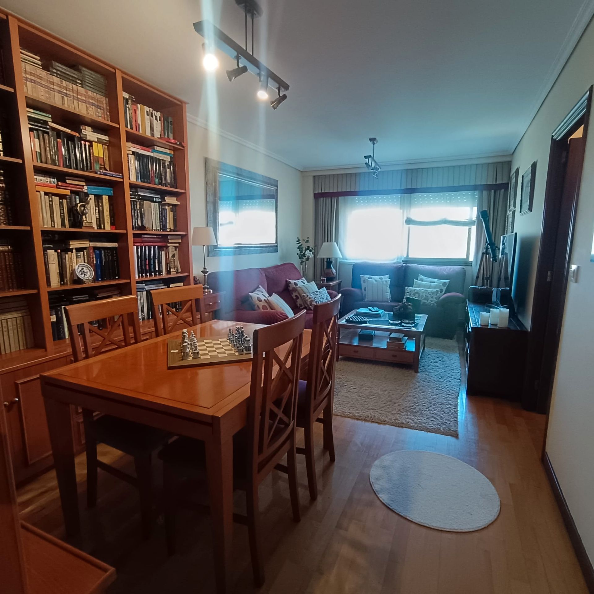 Sala d'estar de Pis en venda en Vigo  amb Balcó