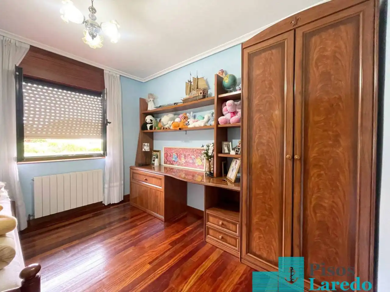 Bedroom of Houses for sale in Argoños   with Heating, Private garden and Parquet flooring
