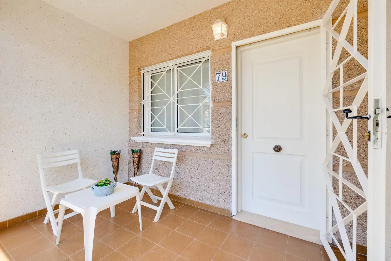 Terraza de Casa o chalet en venta en Torrevieja con Jardín privado, Terraza y Piscina comunitaria