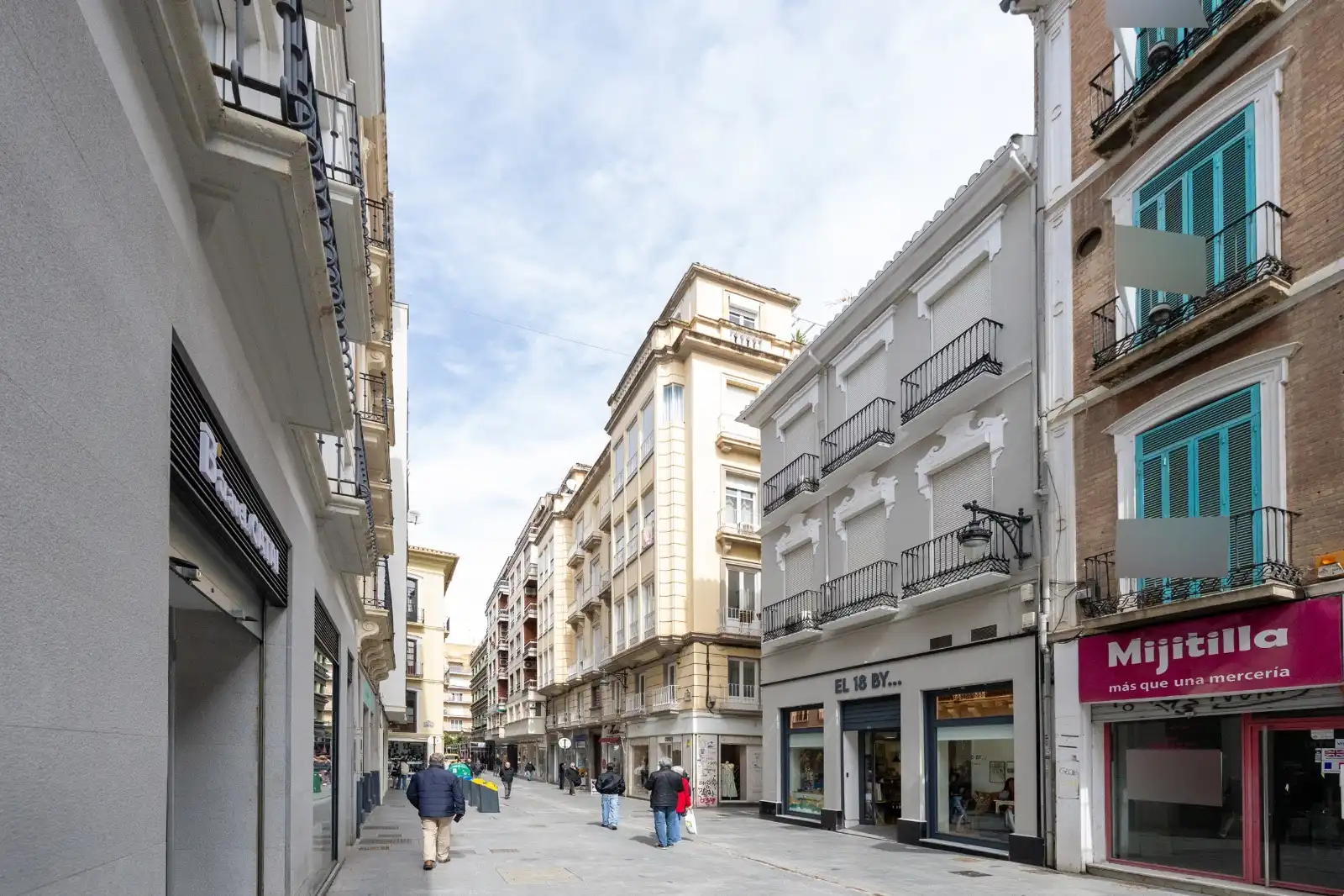 Pis de lloguer a Calle Alhóndiga, Centro - Sagrario