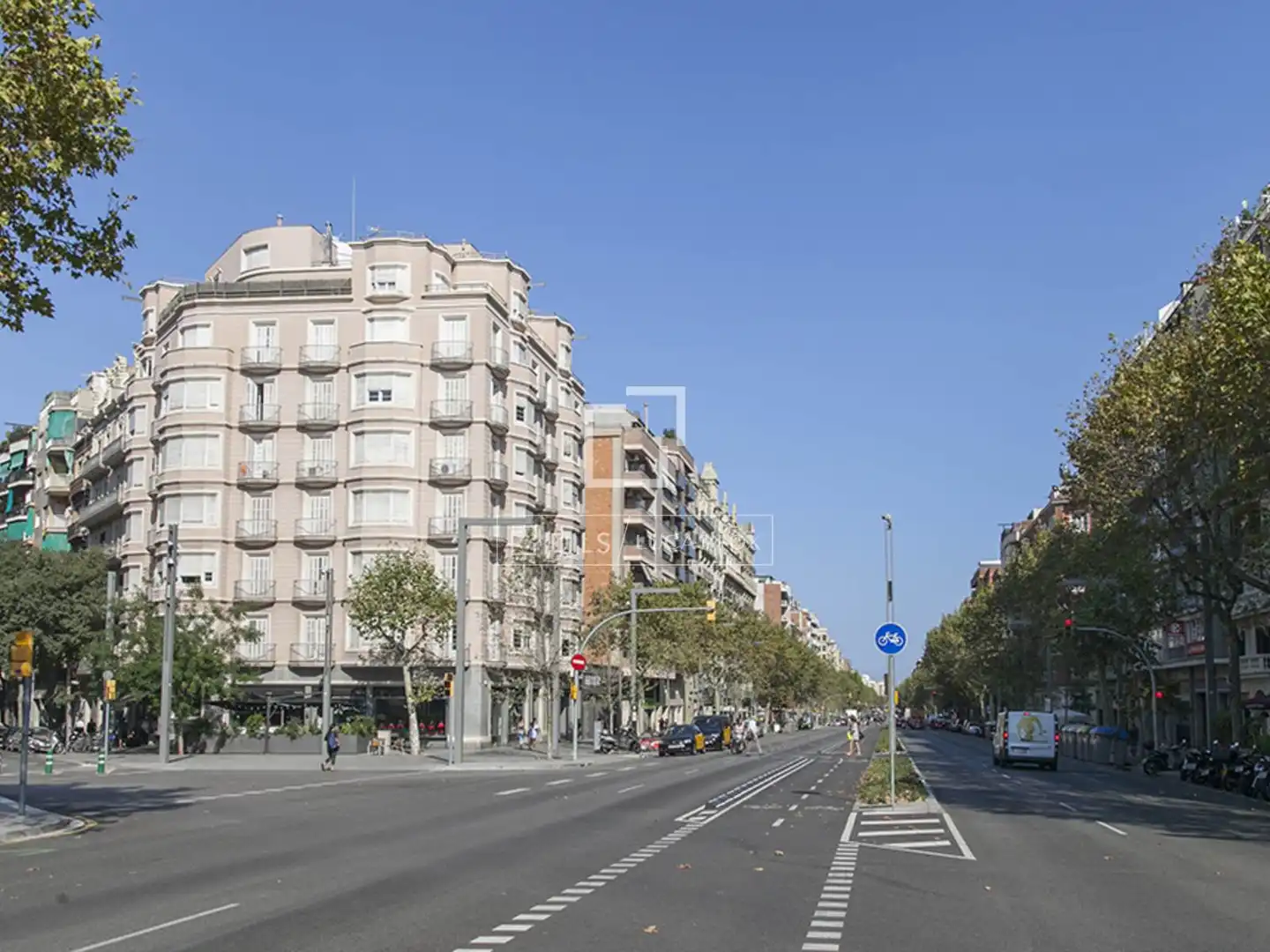 Vista exterior de Piso en venta en Barcelona con Aire acondicionado y Balcón