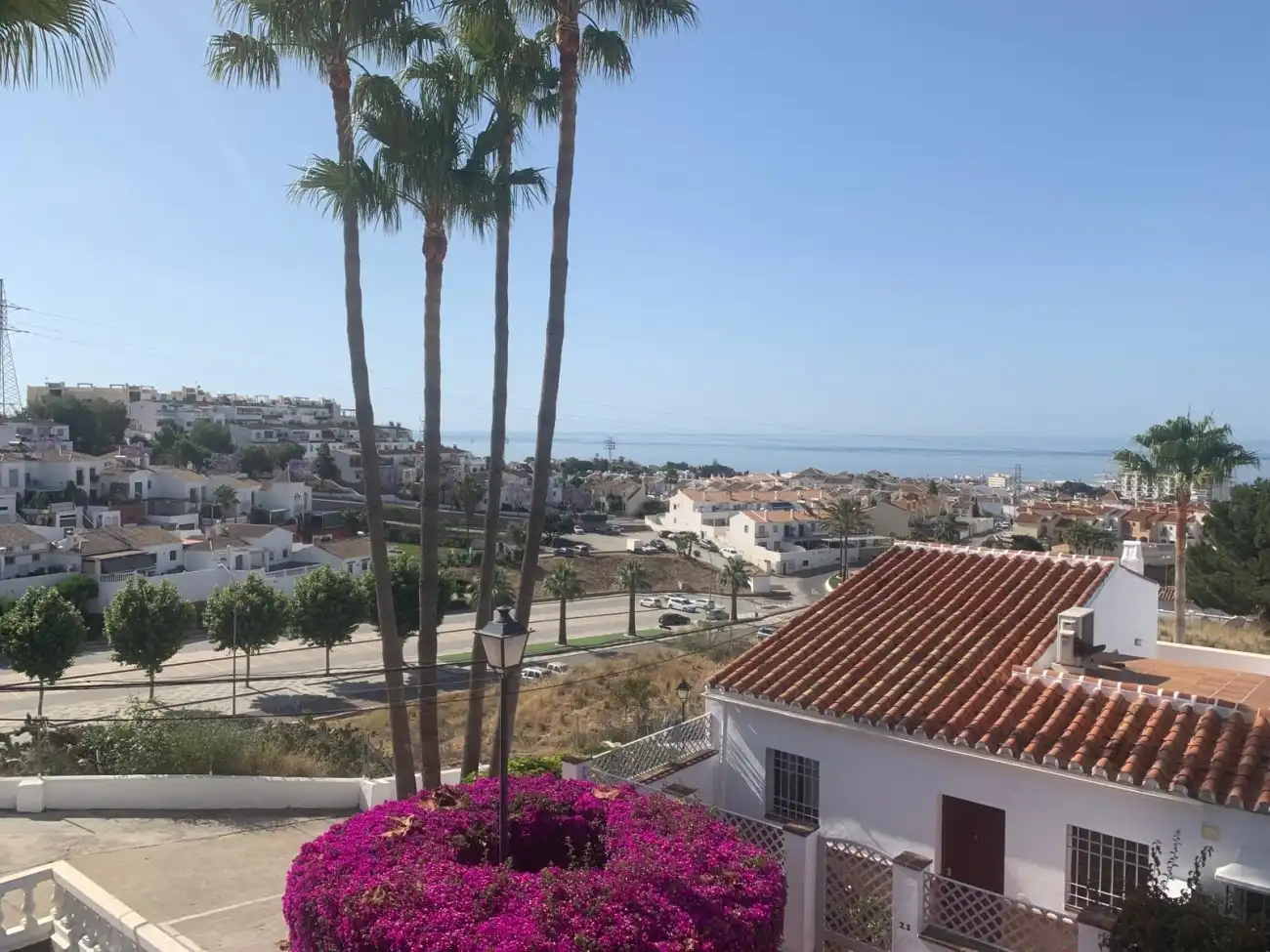 Vista exterior de Casa o chalet en venta en Nerja con Aire acondicionado, Calefacción y Terraza