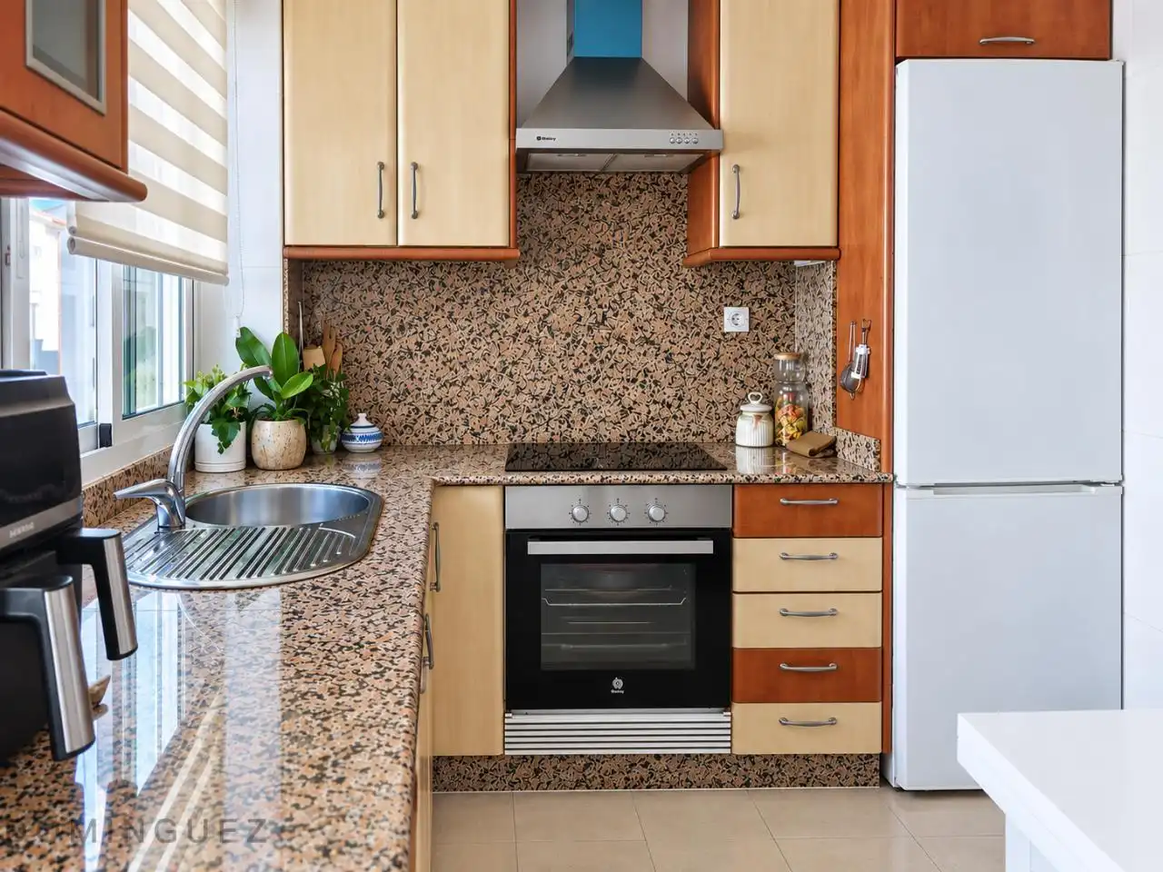 Kitchen of Flat for sale in Vigo   with Heating, Storage room and Furnished