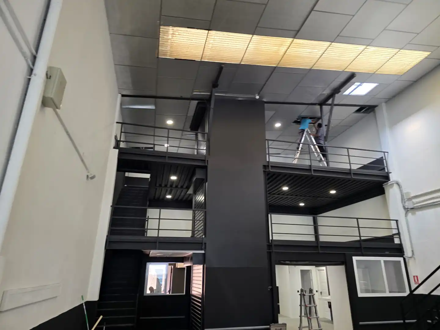 Nave industrial de alquiler en Boadilla del Monte