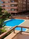 Piscina de Pis en venda en Barcelona amb Aire condicionat, Calefacció i Jardí privat