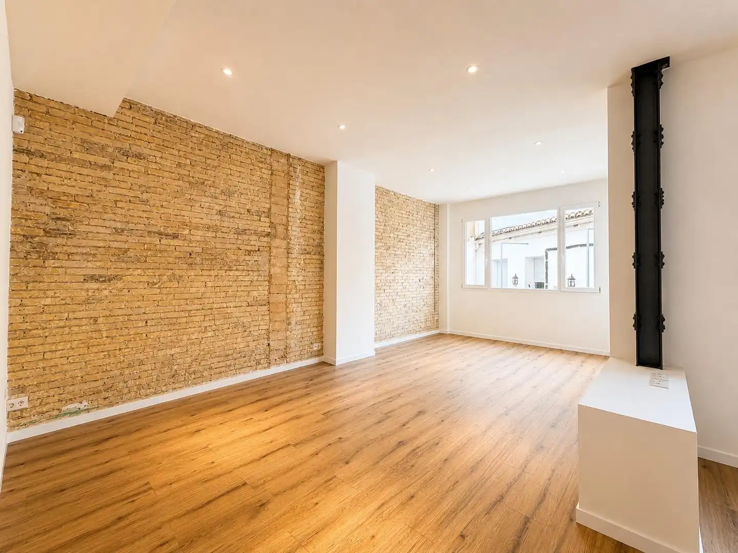 Flat for rent in Valencia  with Air Conditioner, Heating and Parquet flooring