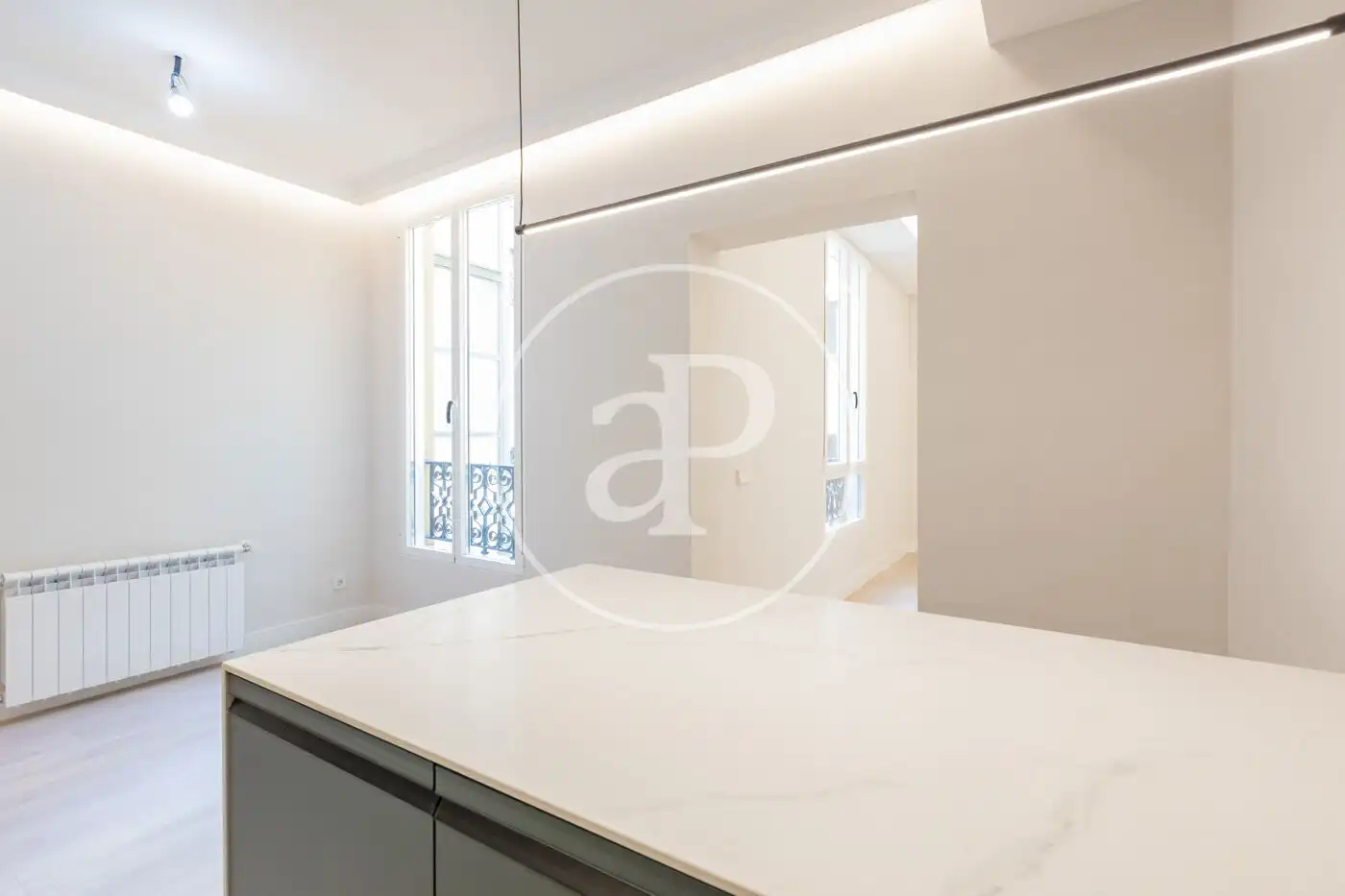 Flat for sale in Calle del Conde de Romanones, Embajadores - Lavapiés
