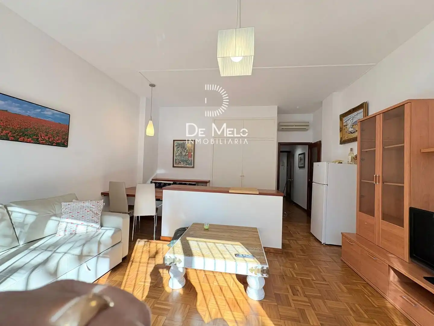 Wohnzimmer von Wohnung zum Verkauf in Barcelona mit Klimaanlage, Heizung und Parkett