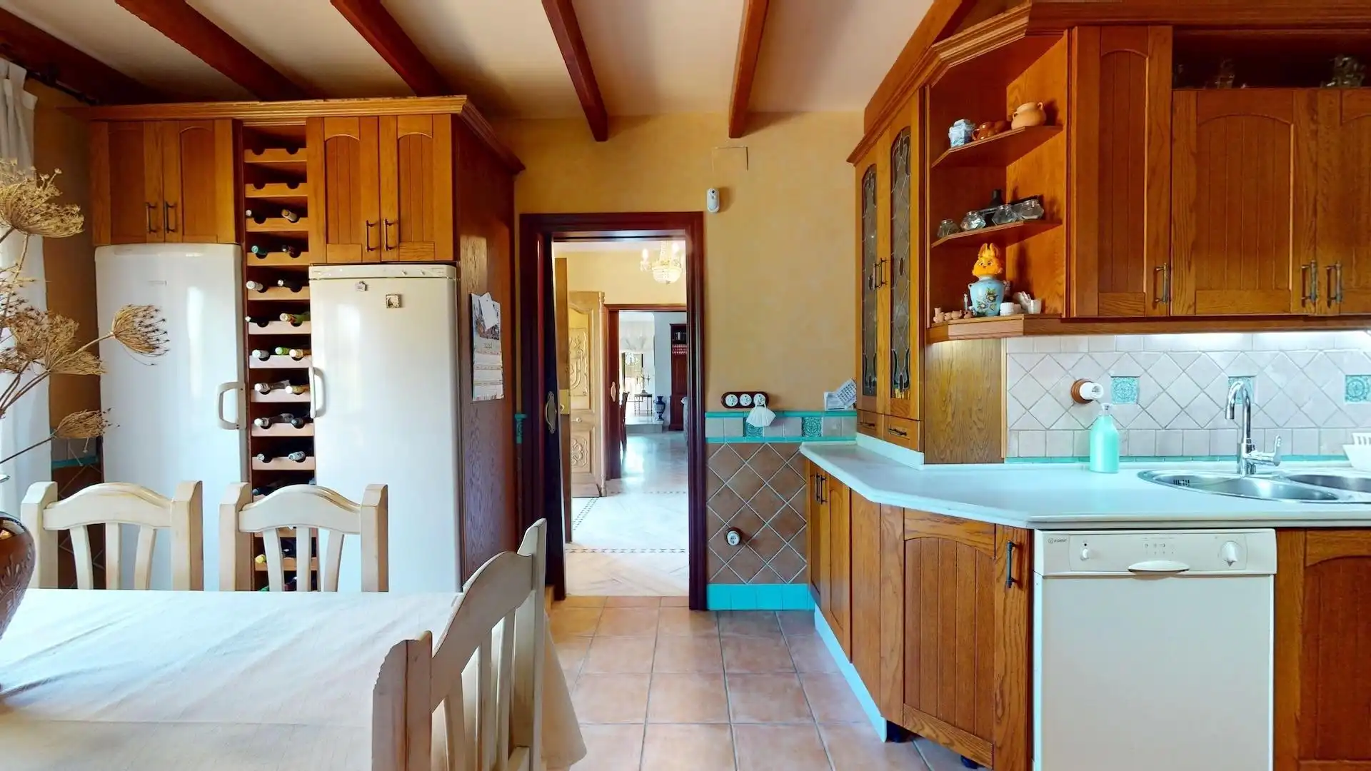 Cuina de Casa o xalet en venda en Córdoba amb Aire condicionat, Calefacció i Jardí privat