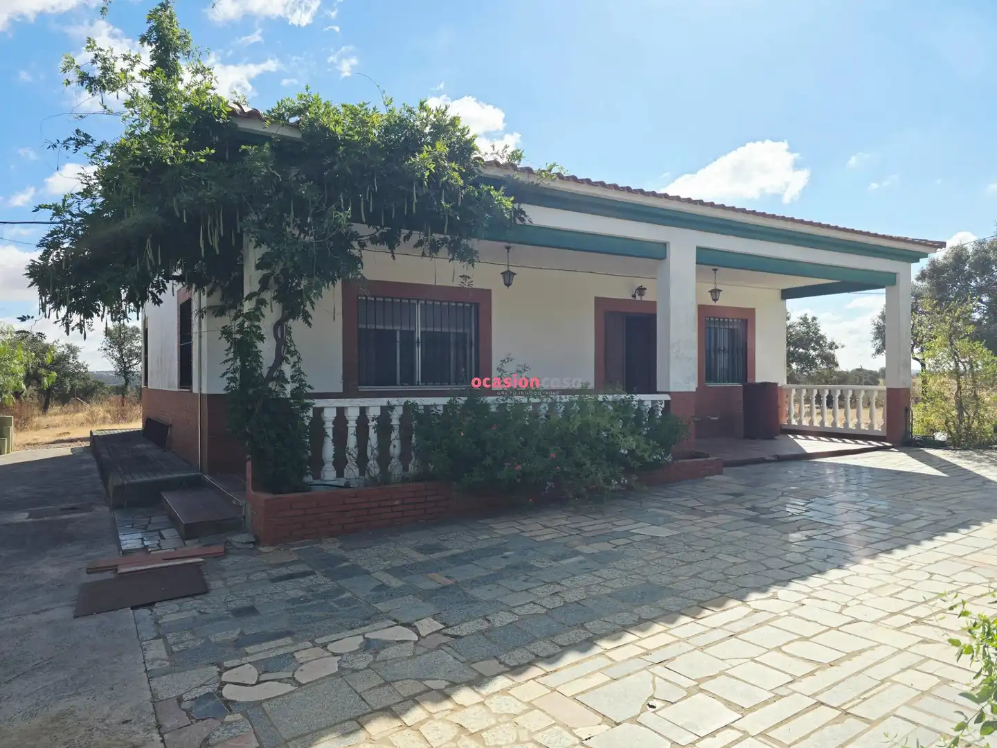 Vista exterior de Casa o xalet en venda en Alcaracejos amb Traster i Piscina