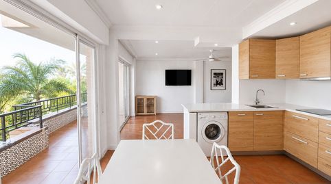 Foto 3 de Piso en venta en Puerto de Estepona, Estepona