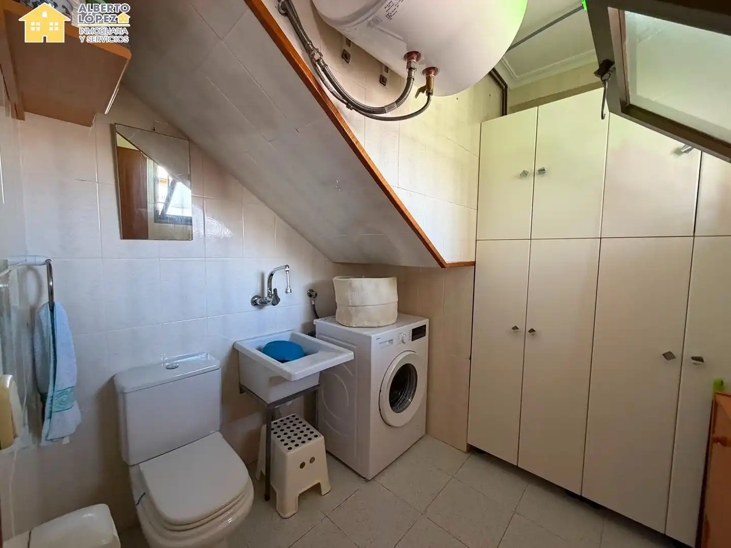 Baño de Dúplex de alquiler en Elche / Elx con Terraza, Amueblado y Balcón
