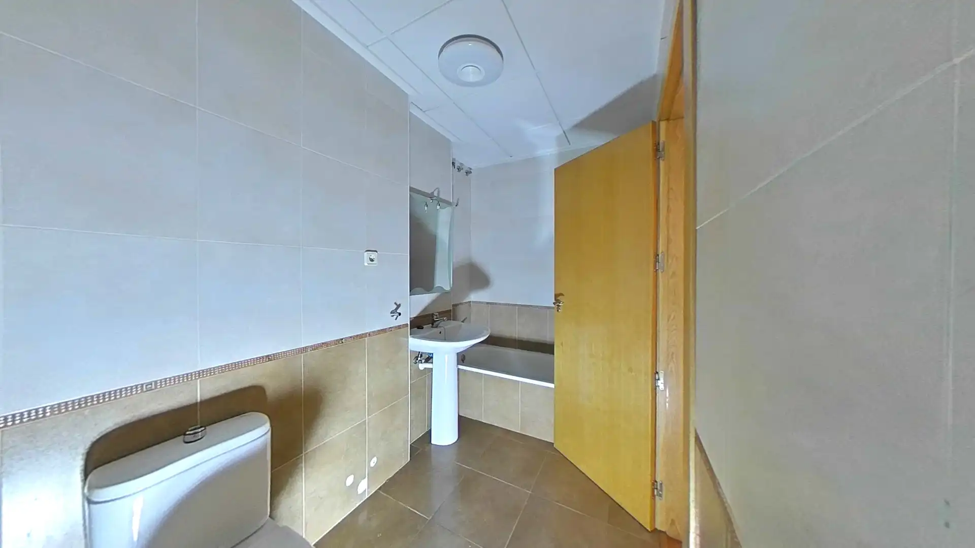 Bathroom of Flat for sale in Calasparra  with Parquet flooring