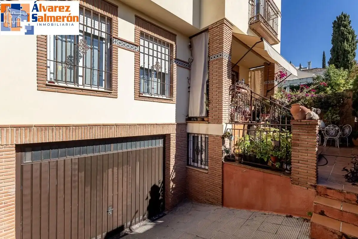 Exterior view of Houses for sale in Huétor Vega  with Air Conditioner, Heating and Terrace