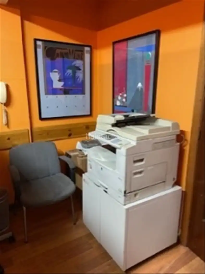 Local comercial en venta en Calle Miguel Ángel Blanco 58