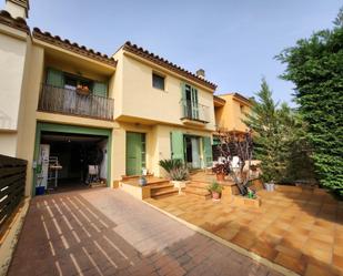 Exterior view of Single-family semi-detached for sale in Palau-saverdera  with Air Conditioner, Heating and Private garden