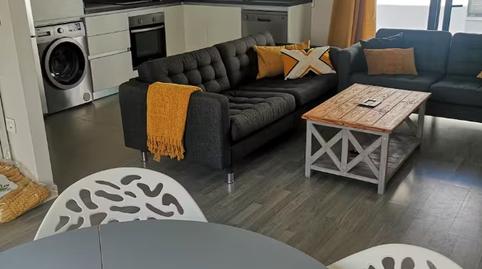 Foto 2 von Wohnungen zur Miete in Calle Castilla, 35, Triana Casco Antiguo, Sevilla Capital