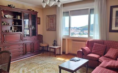 Living room of Flat for sale in Santiago de Compostela 