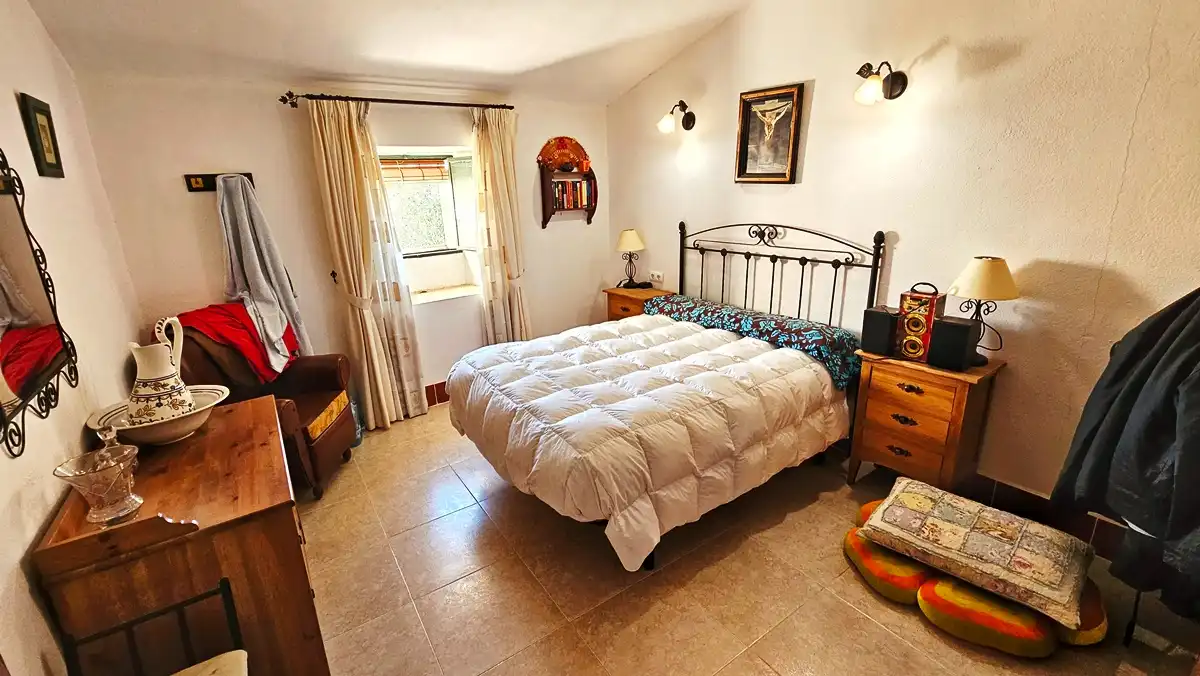 Dormitori de Casa o xalet en venda en Almonaster la Real amb Jardí privat, Terrassa i Traster