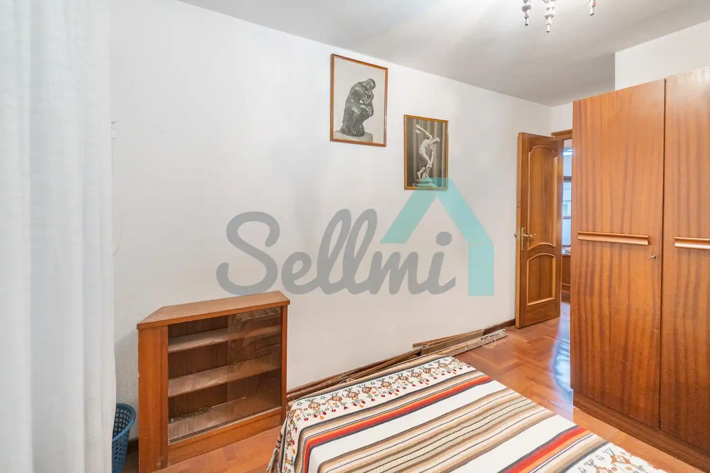 Bedroom of Flat for rent in Gijón   with Heating, Parquet flooring and Furnished