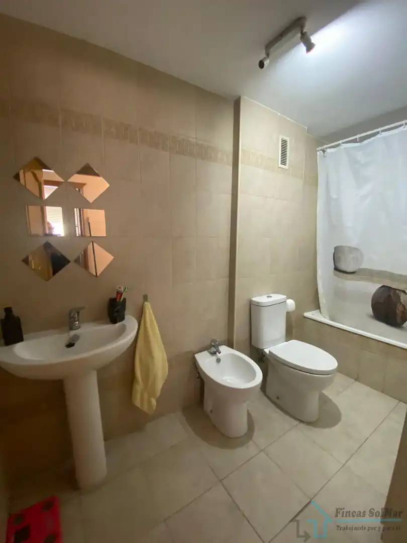 Bathroom of Flat for sale in Castellón de la Plana / Castelló de la Plana  with Terrace and Alarm