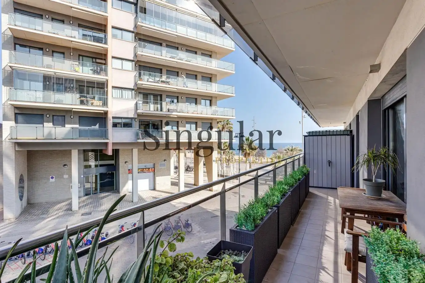 Terraza de Piso en venta en Badalona con Calefacción, Jardín privado y Parquet