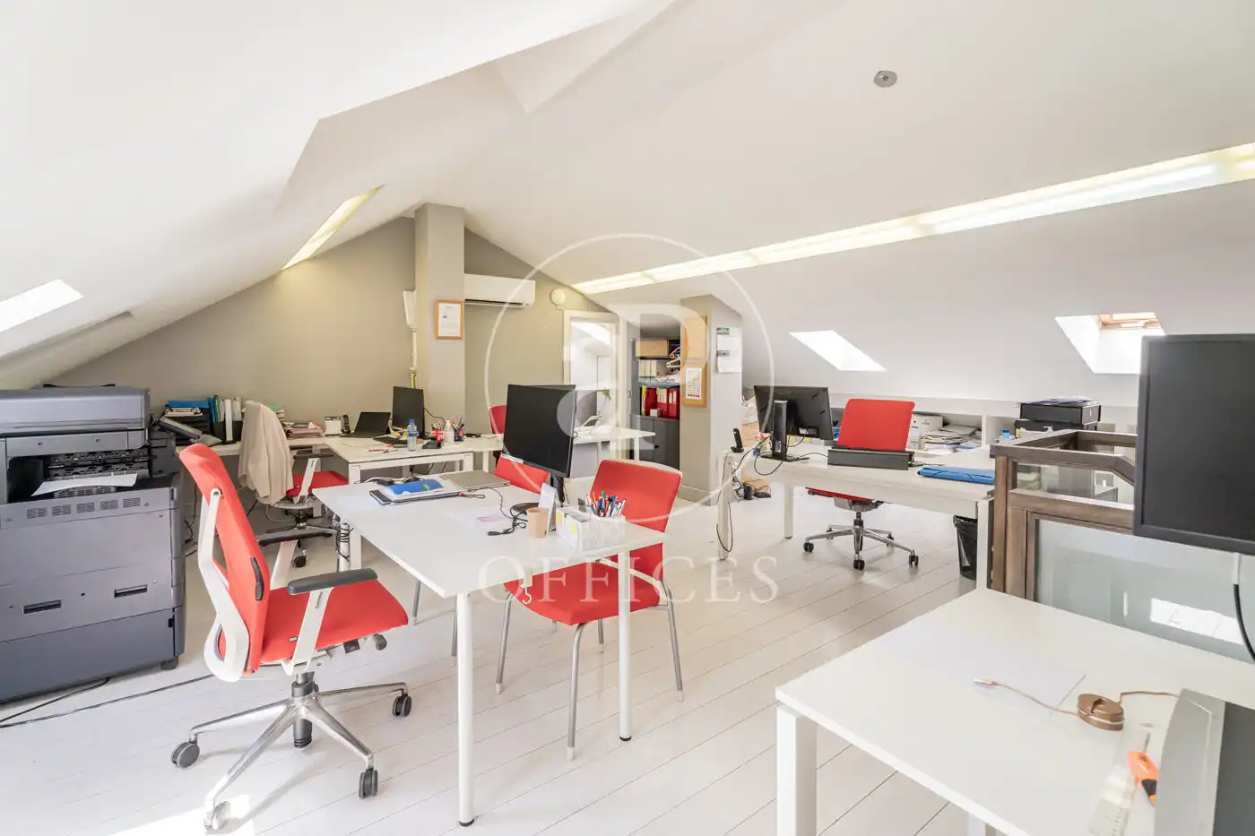 Office for rent in Madrid  with Air Conditioner