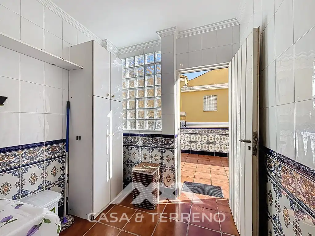 Casa adosada en venda en Vélez-Málaga amb Aire condicionat, Piscina i Microones