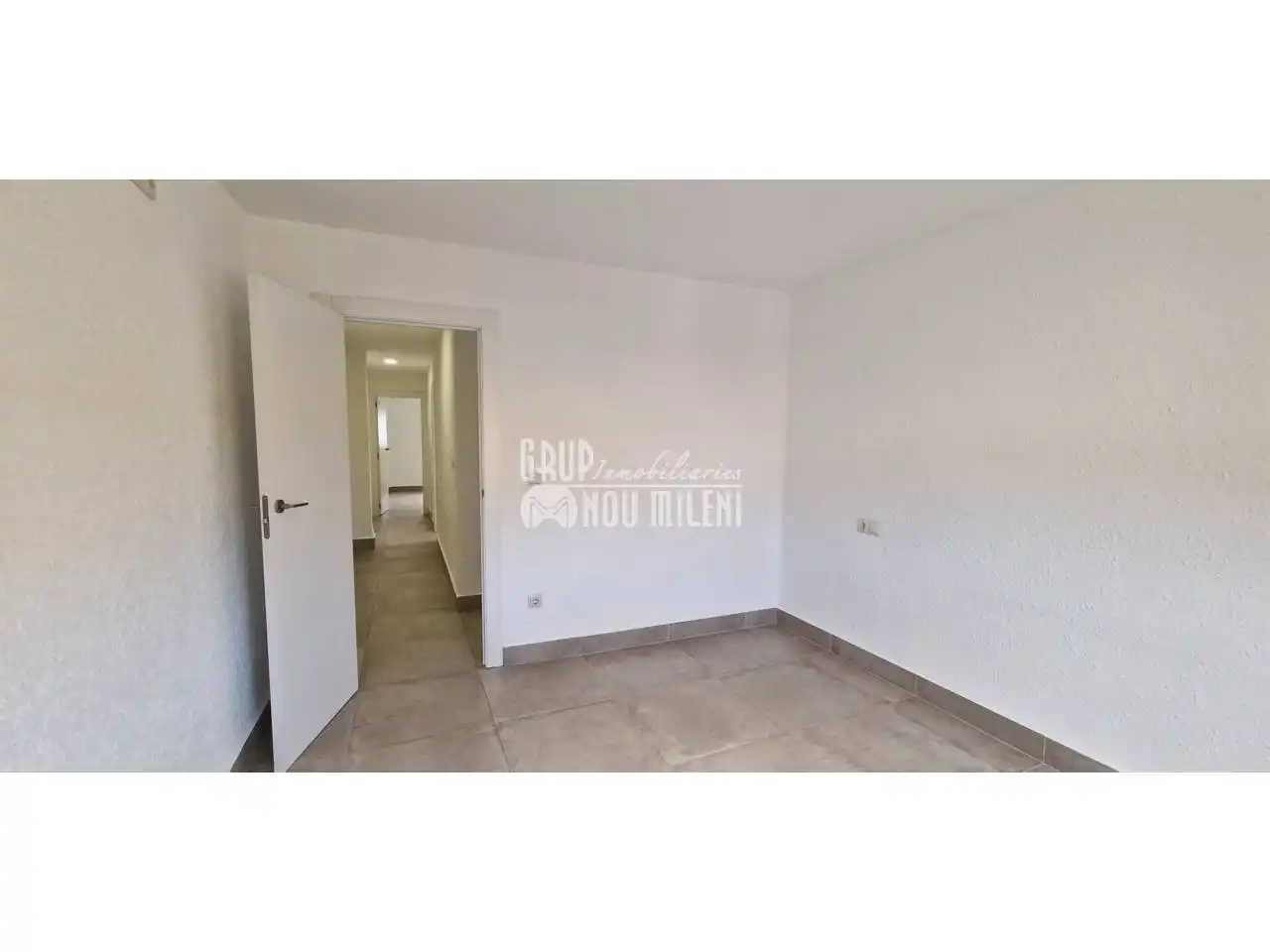 Habitación de Piso de alquiler en Catarroja con Aire acondicionado, Calefacción y Balcón