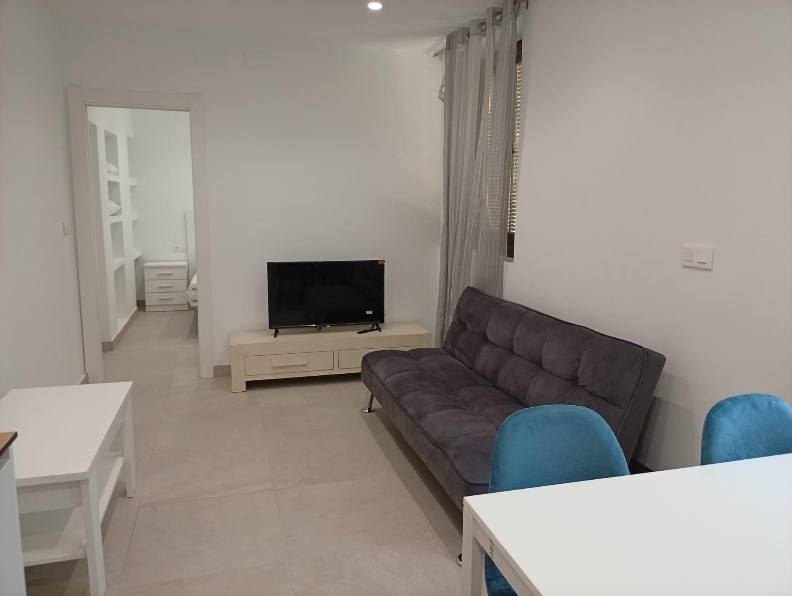 Living room of Flat to rent in  Granada Capital  with Air Conditioner and Heating