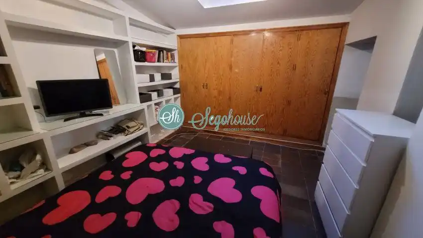 Bedroom of Flat for sale in Segovia  with Heating